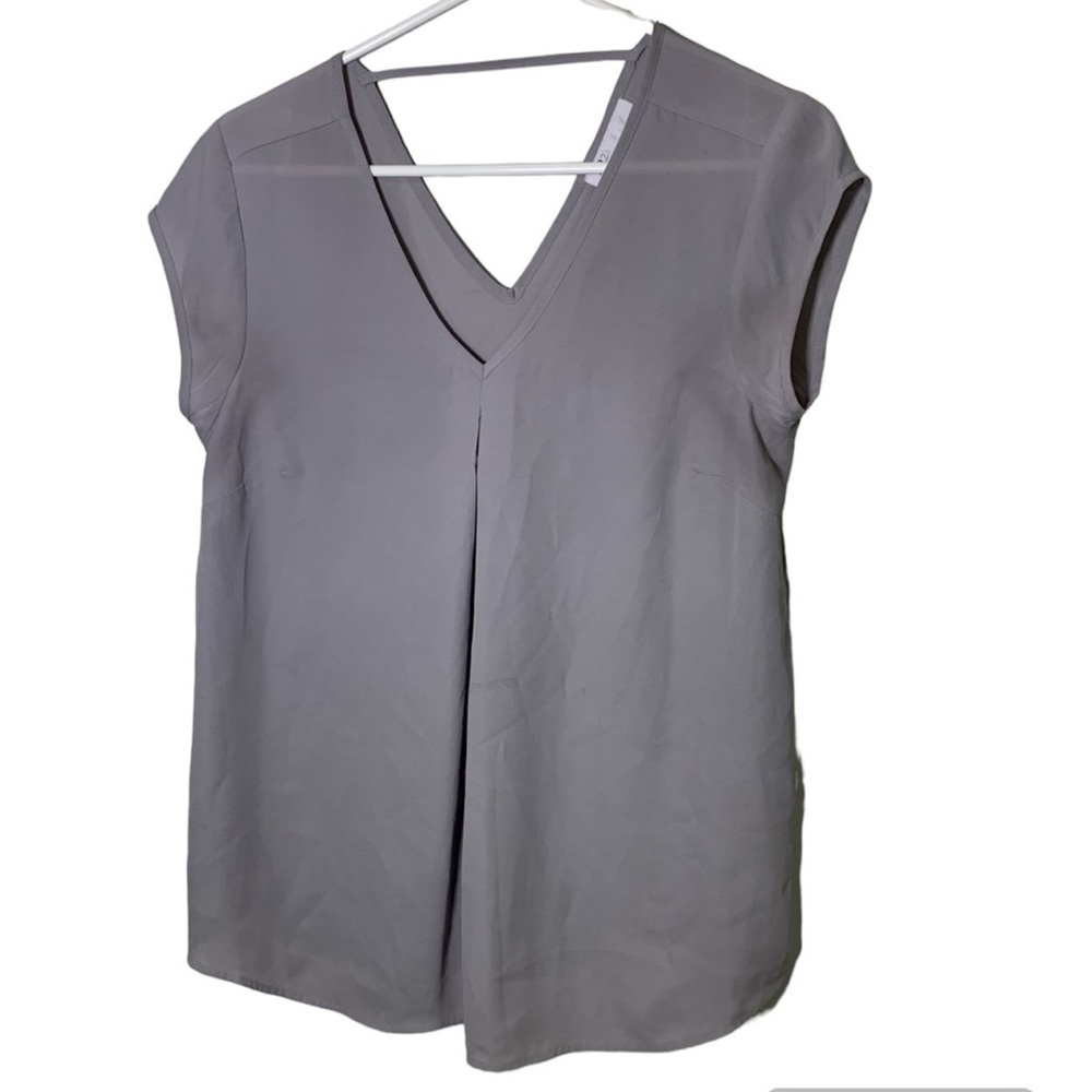 DR2 Small Grey Top‎